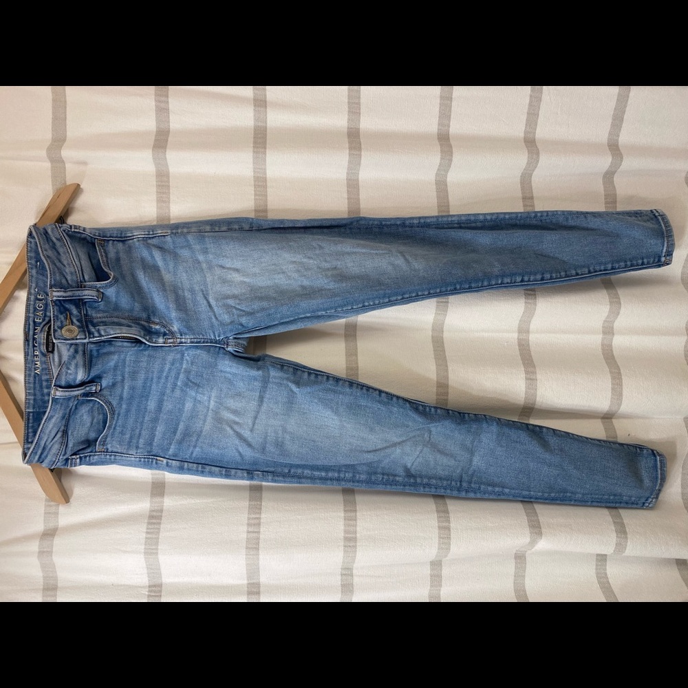 American Eagle size 4 skinny jeans